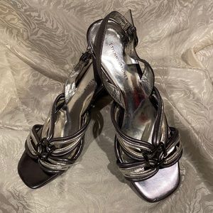 Etienne Aigner  Black & Sliver Sling Back open Toe